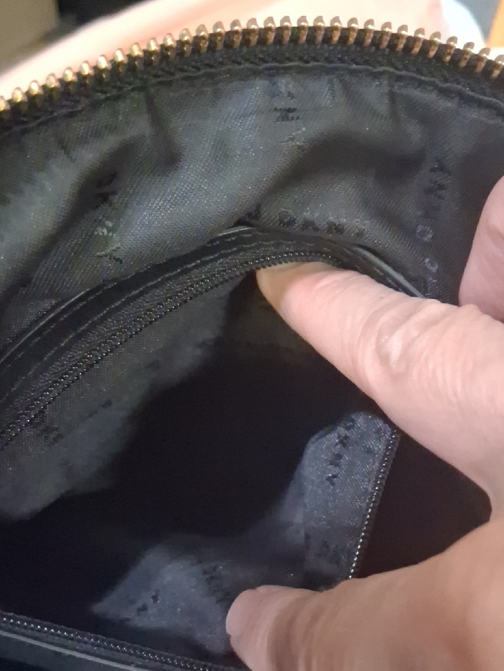 DKNY New York Black Patent Satchel Handbag - Picture 5 of 11
